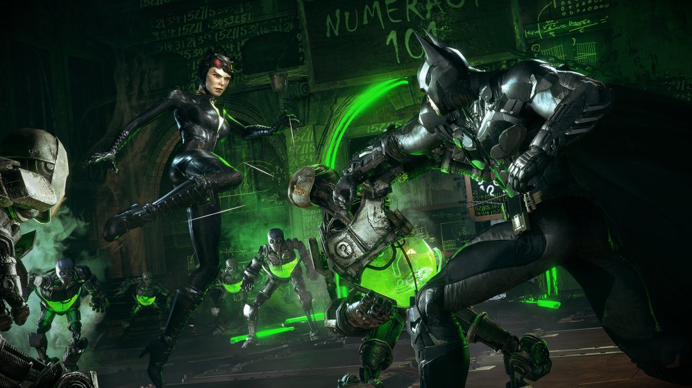 Catwoman and Batman Fighting in Arkham Knight